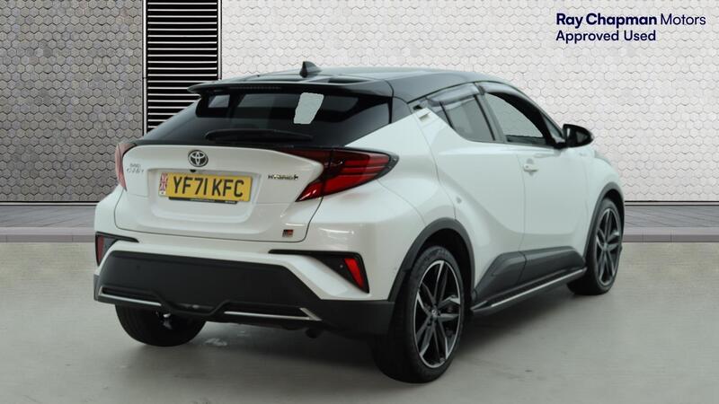 Toyota C-HR view 2