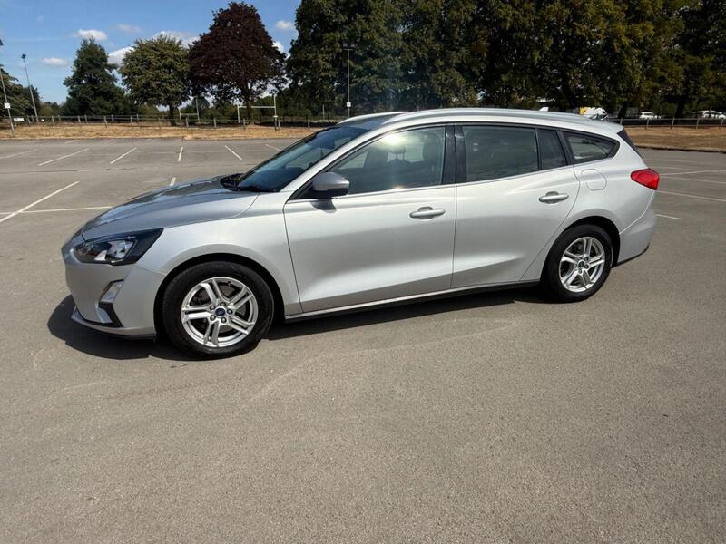 Ford Focus view 5