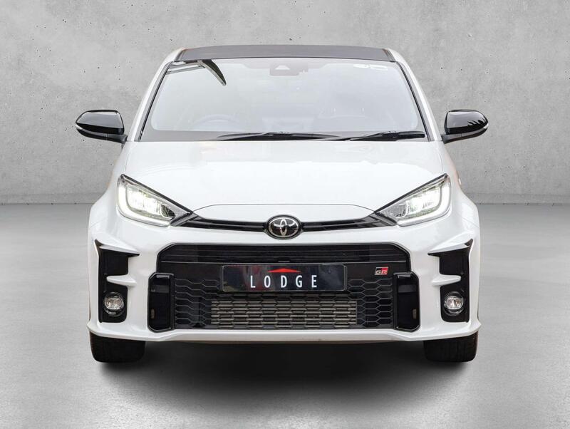 Toyota Yaris view 2