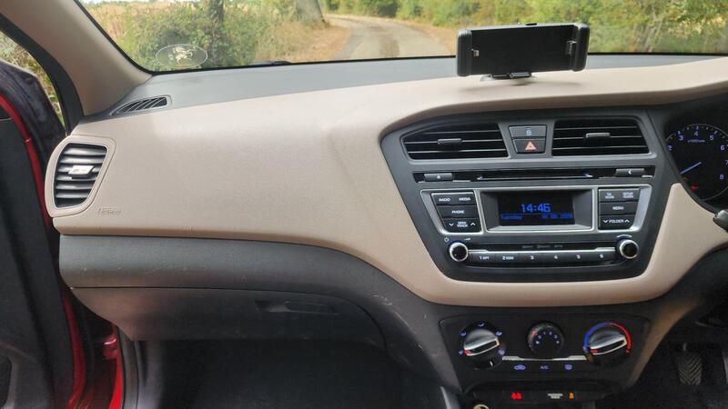 2015 Hyundai i20 — photo 27