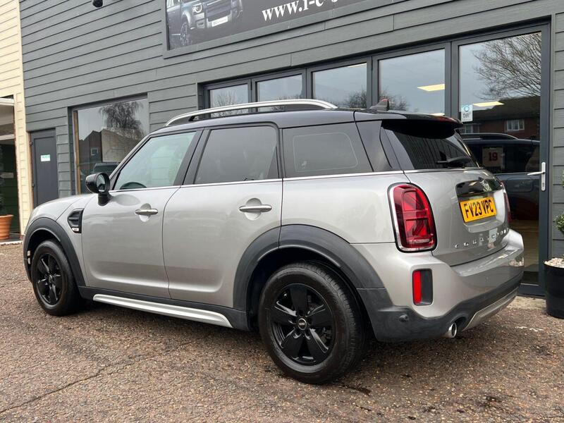 Mini Countryman view 6