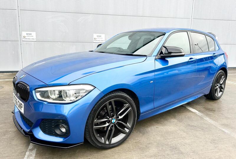 BMW 1 Series view 3