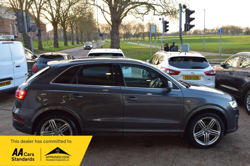 Audi Q3 view 2