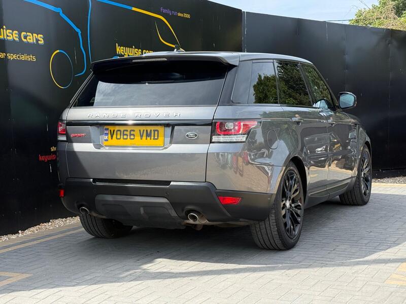 Land Rover Range Rover Sport view 5
