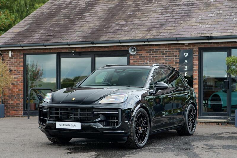 Porsche Cayenne view 3
