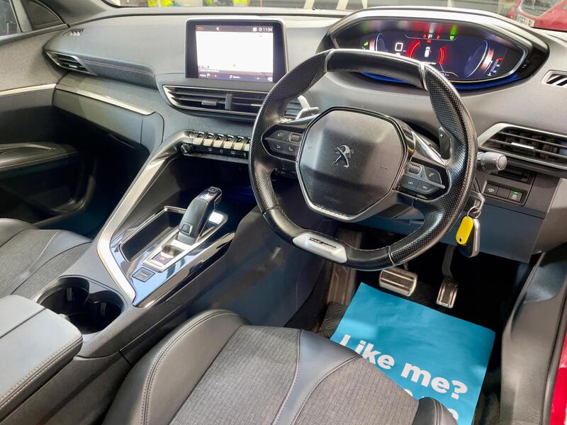Peugeot 3008 view 5