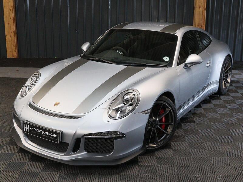 Porsche 911 view 118