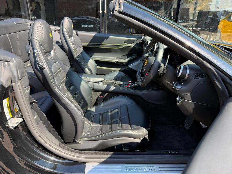 Ferrari Portofino view 3