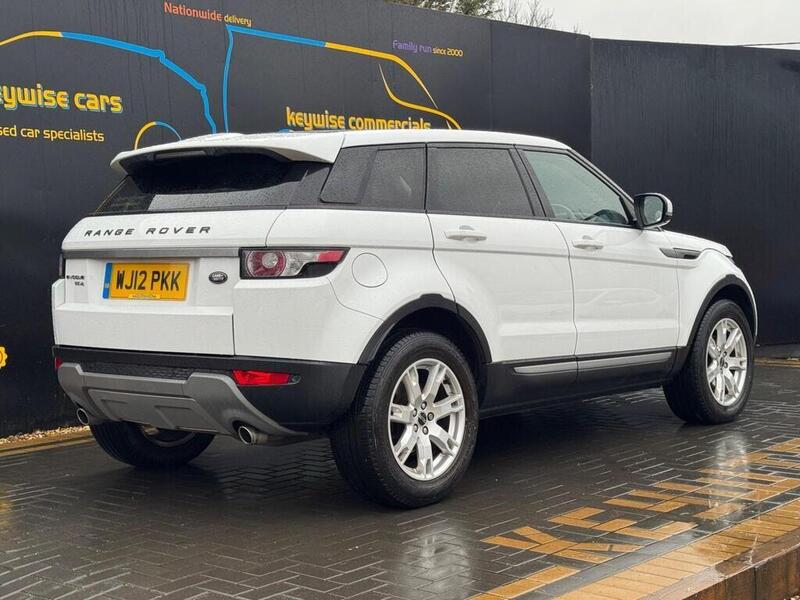 Land Rover Range Rover Evoque view 5