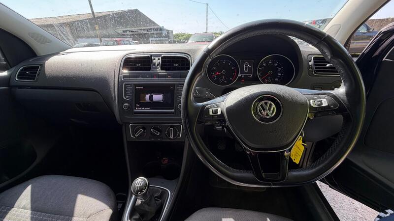 2016 Volkswagen Polo — photo 7