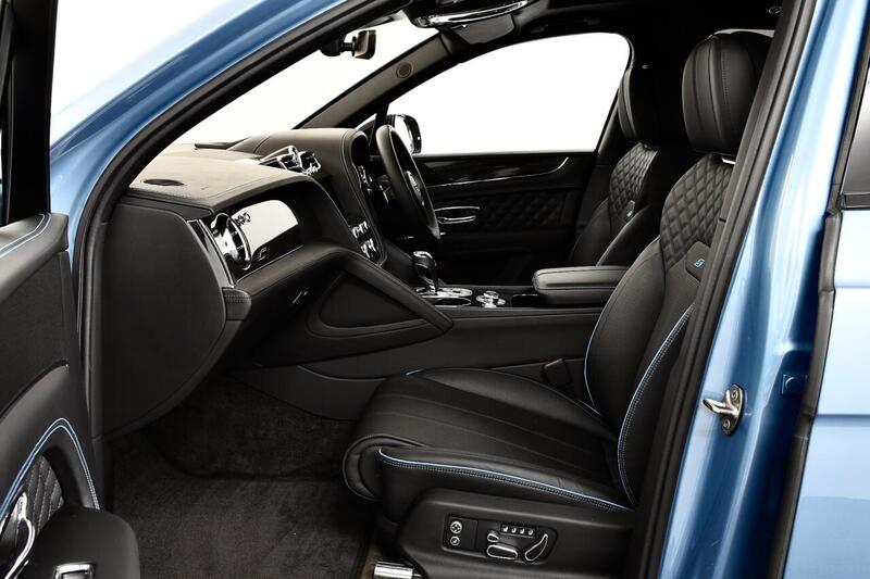 Bentley Bentayga view 2