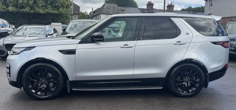 Land Rover Discovery 3 view 2
