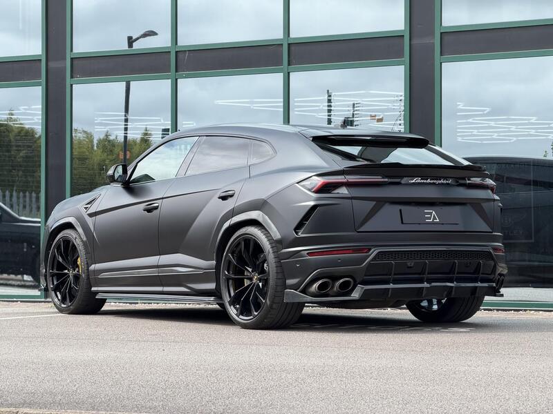 Lamborghini Urus view 2