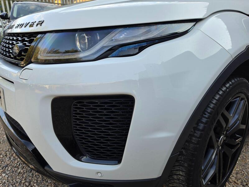 Land Rover Range Rover Evoque 2.0 Si4 HSE Dynamic Auto 4WD Euro 6 (s/s) 5dr thumbnail 9