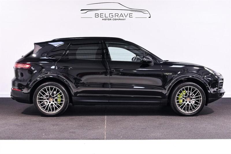 Porsche Cayenne main image