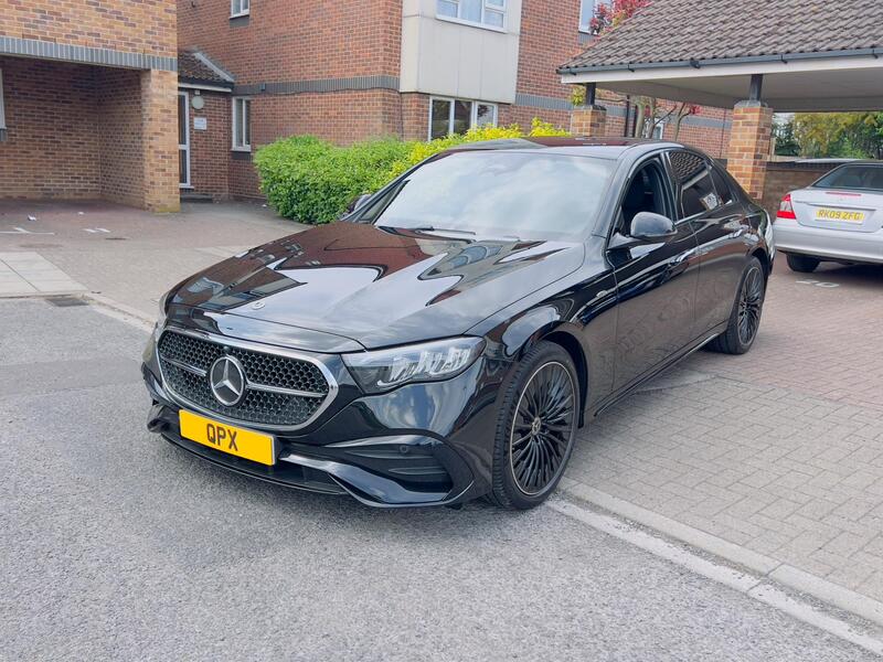 Mercedes-Benz E Class view 28