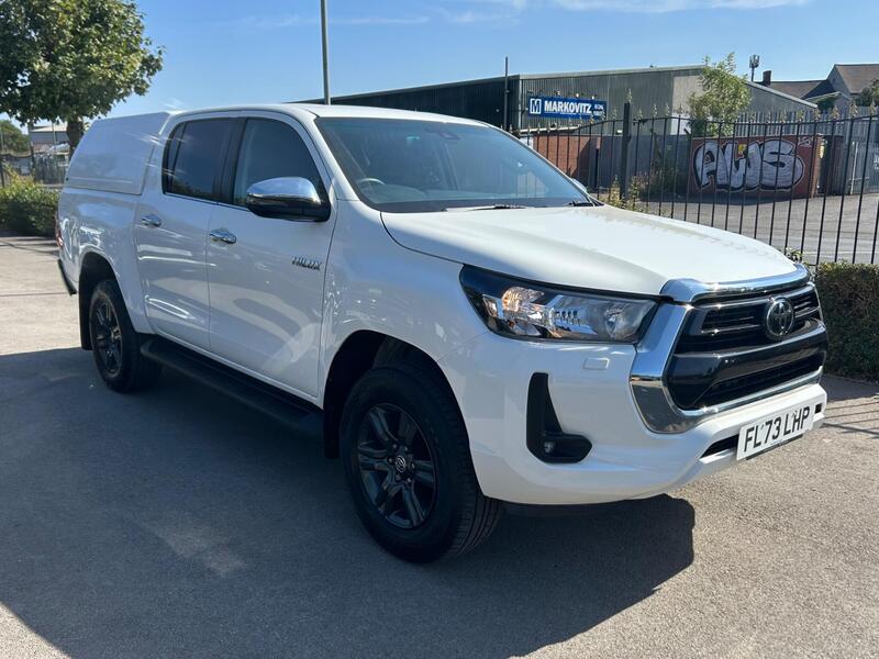 Toyota Hilux view 2
