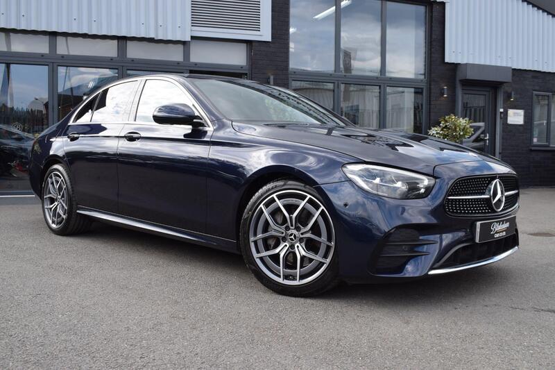 Mercedes-Benz E-Class view 3