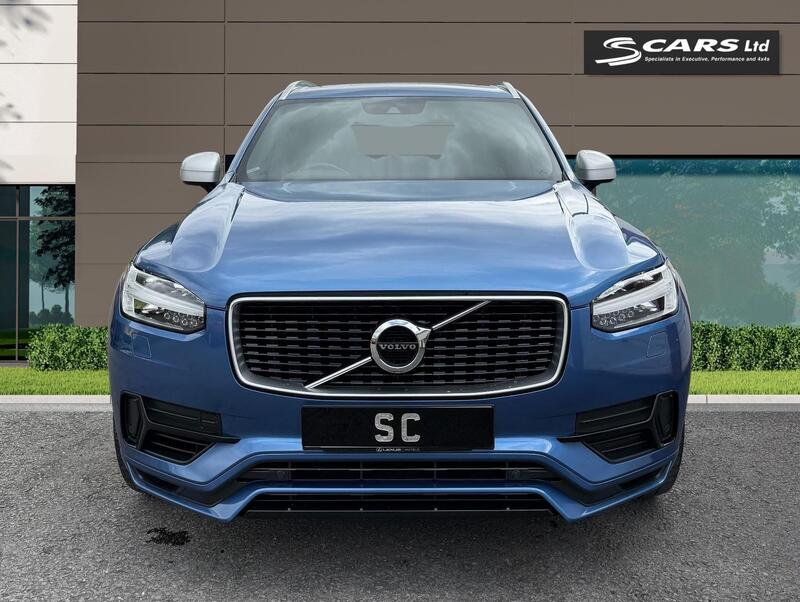 Volvo XC90 view 2