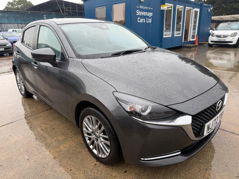 Mazda Mazda2 view 3