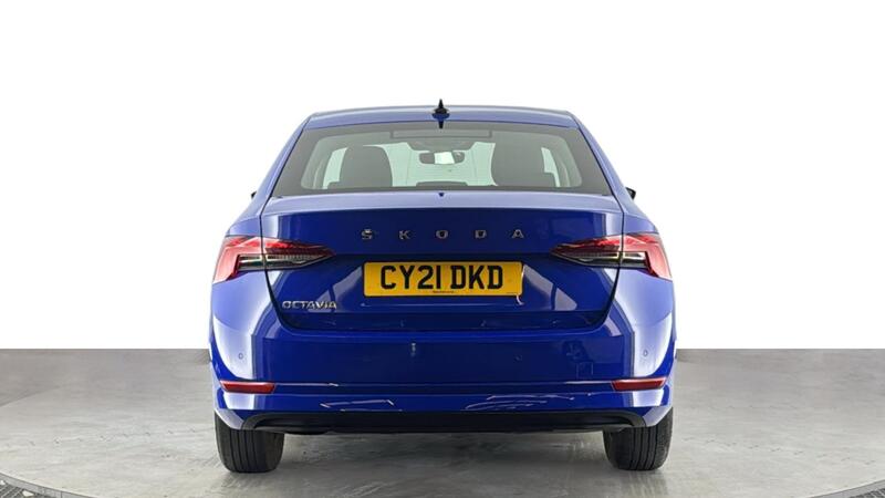Skoda Octavia view 5