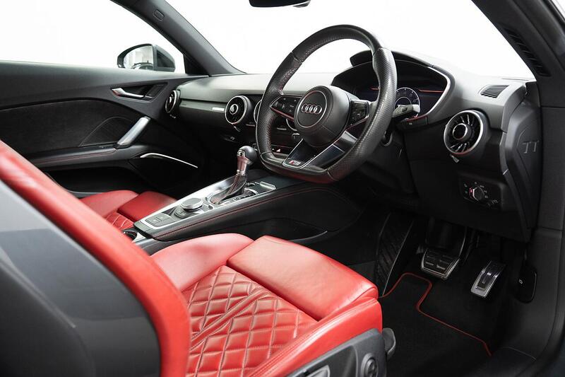 Audi Audi TTS view 4