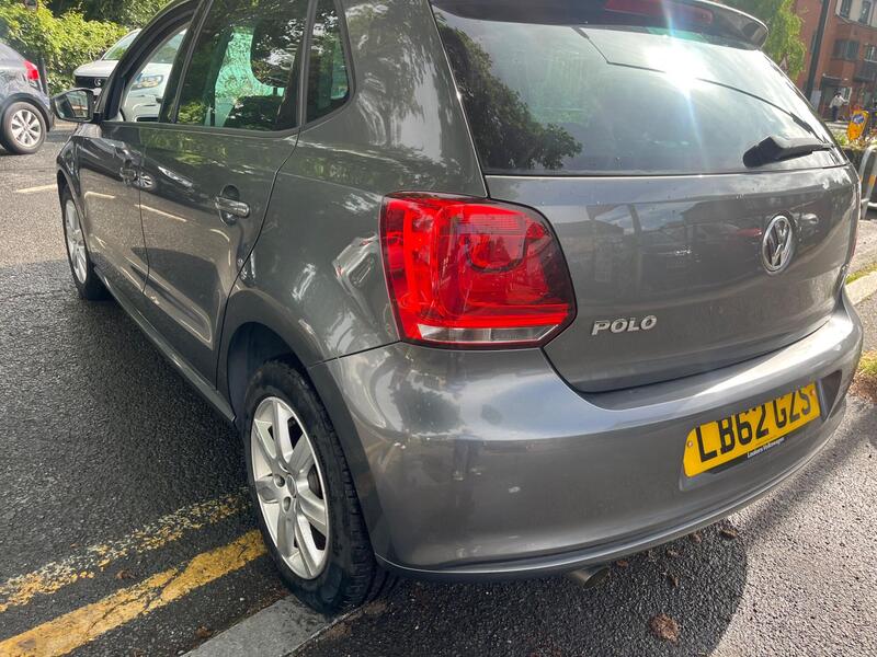 Volkswagen Polo view 4