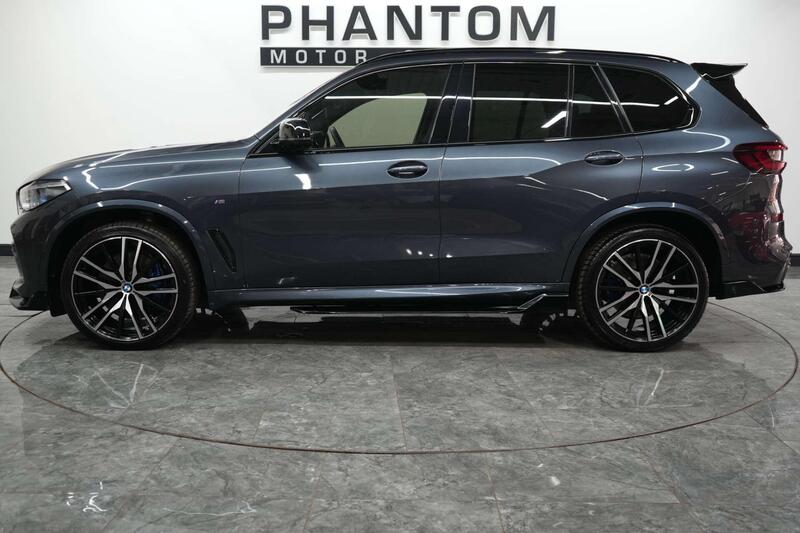 BMW X5 view 3