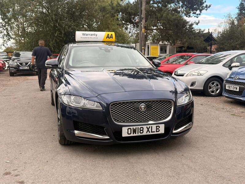 2018 Jaguar XF 2.0d Portfolio Auto AWD Euro 6 (s/s) 4dr photo 4