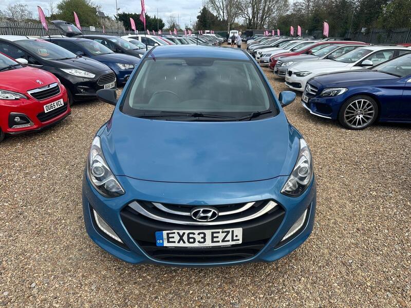 Hyundai I30 view 2
