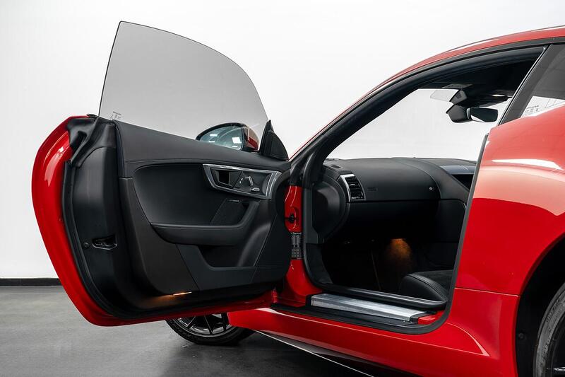 Jaguar F-Type view 7