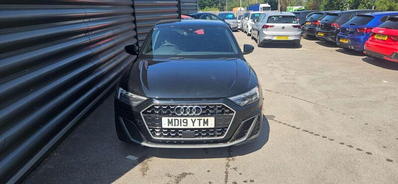 Audi A1 view 5