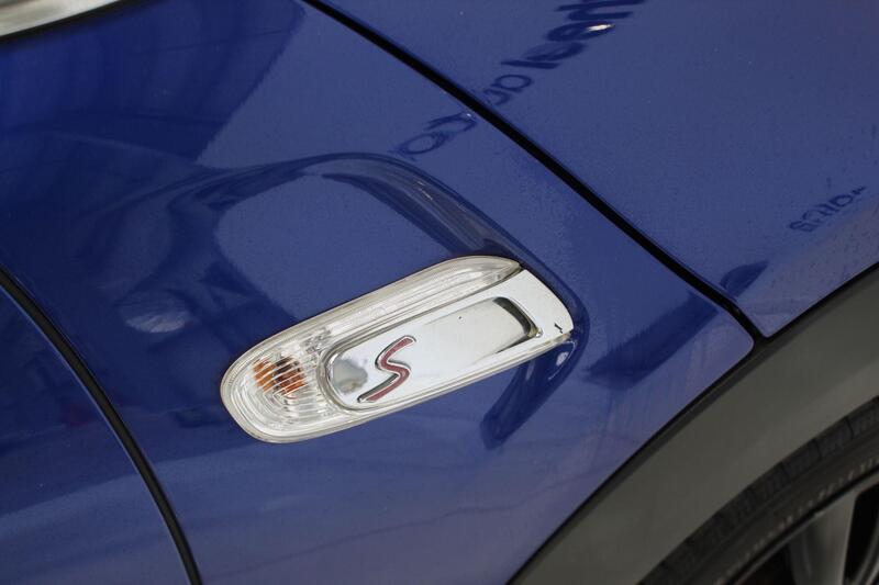 2019 MINI Hatch in Blue — image 52 of 71
