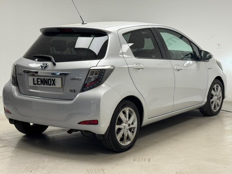 Toyota Yaris view 6