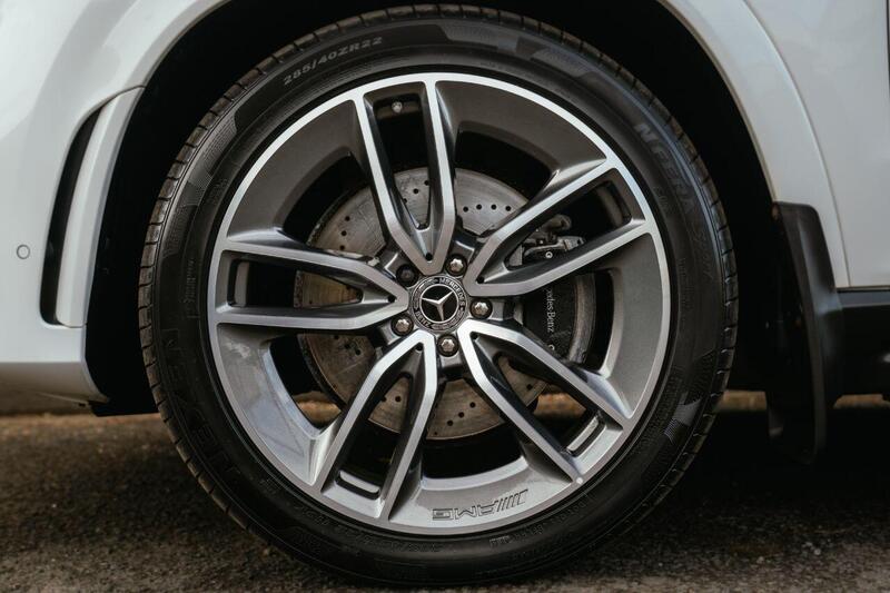 Mercedes-Benz Mercedes-Benz GLE view 3