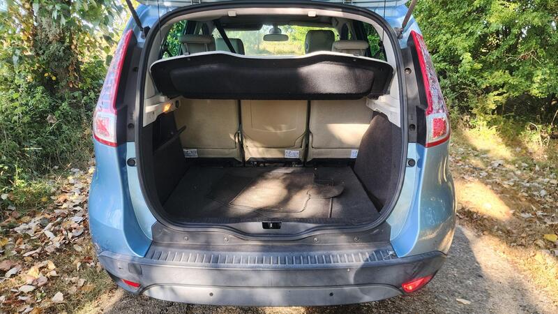 2010 Renault Scenic — photo 10