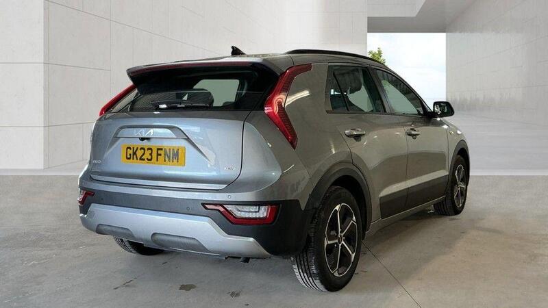 Kia Niro view 2