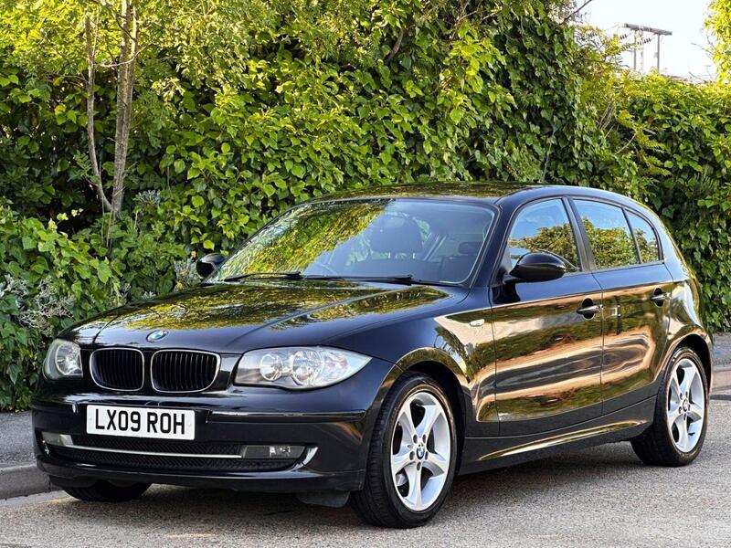 BMW 1 Series view 4
