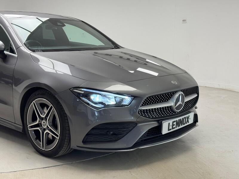Mercedes-Benz Cla view 5