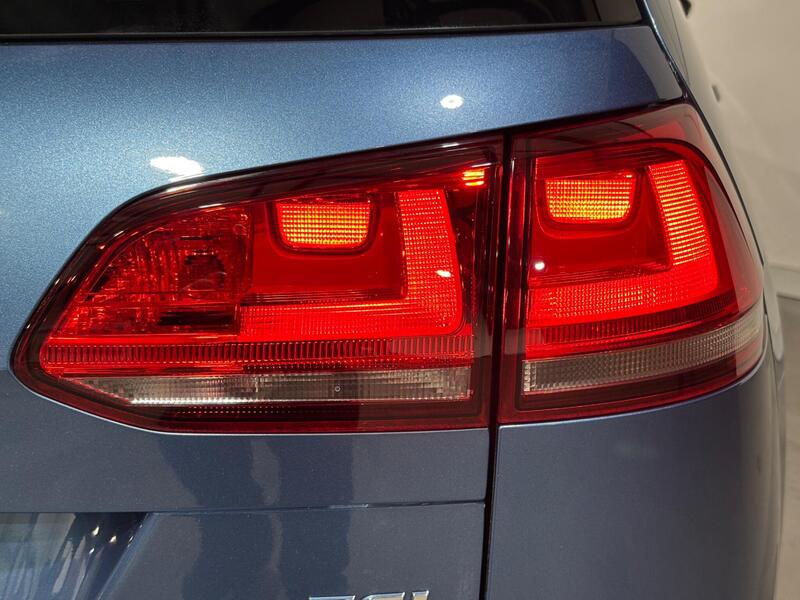 4c4fd32ea5b3415e9eb02f83509756df