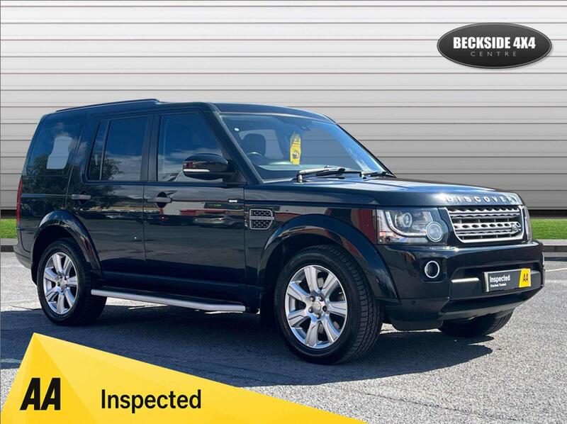 2015 Land Rover Discovery in Black for sale