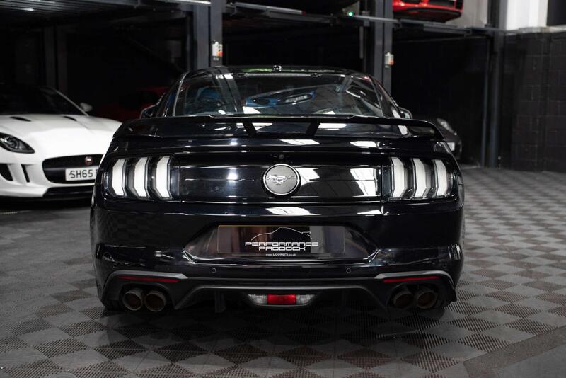 Ford Mustang view 7