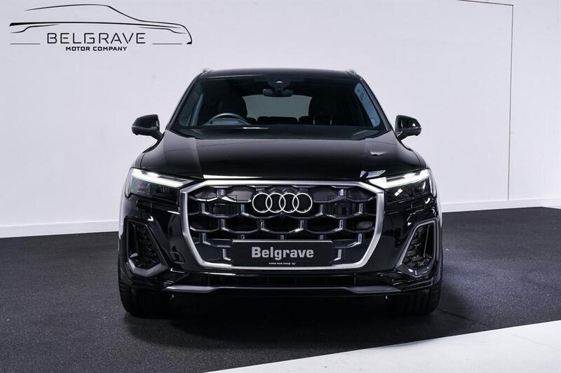 Audi Audi Q7 view 5