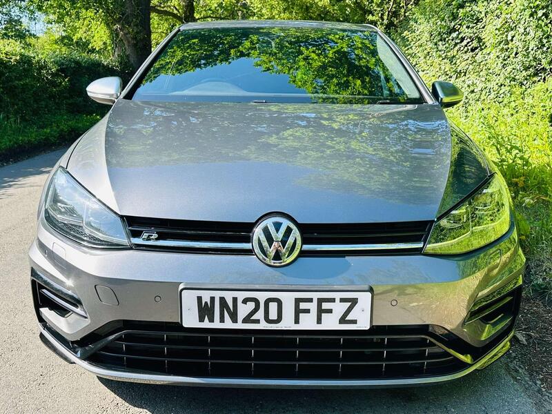 Volkswagen Golf view 3