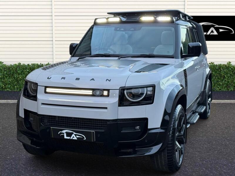 Land Rover Defender 110 view 2