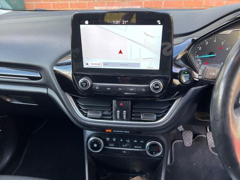 Ford Fiesta view 25