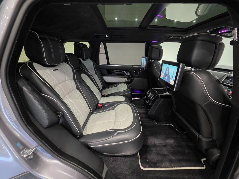 Land Rover Range Rover view 4