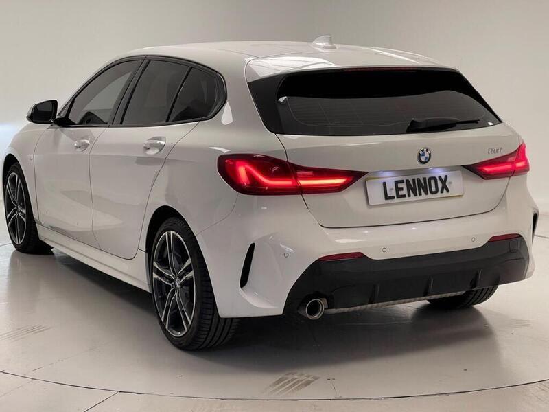 BMW 1 Series view 3