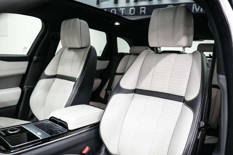 Land Rover Range Rover Velar view 2