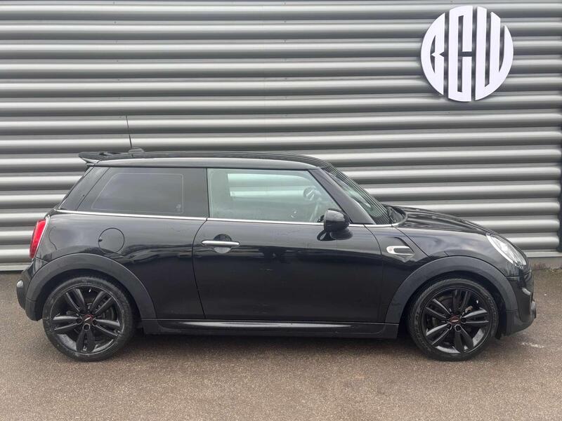 Mini Hatch view 2